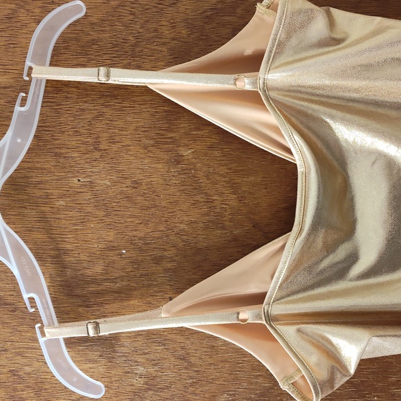 The Limited Gold Blouse - Picture 4 of 5